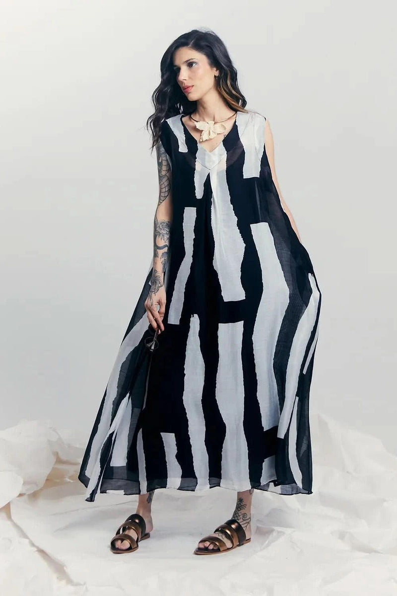 Vestido Over Transparência Recortes UNA